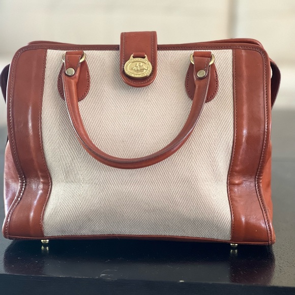 Handbag - Picture 4 of 8